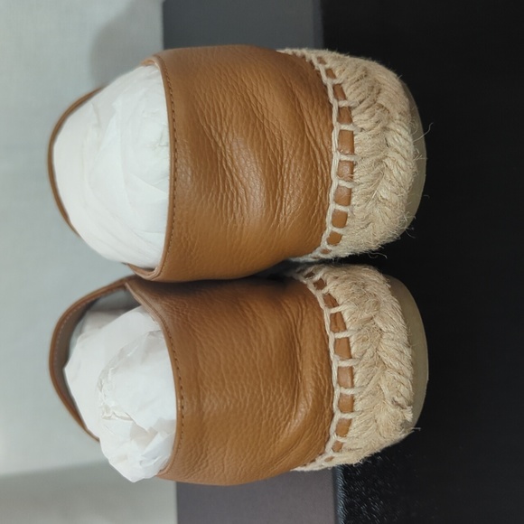 AUTHENTIC TAN CHANEL ESPADRILLES - Picture 5 of 6